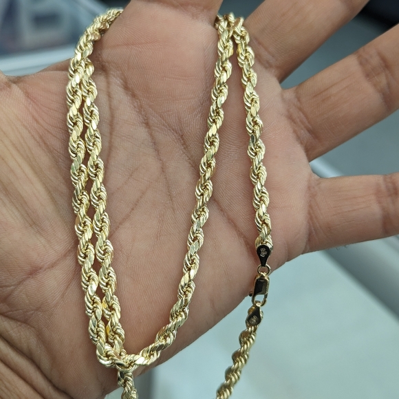 10kt Real Gold Rope Chain 4.8mm 22 inches - Picture 3 of 9